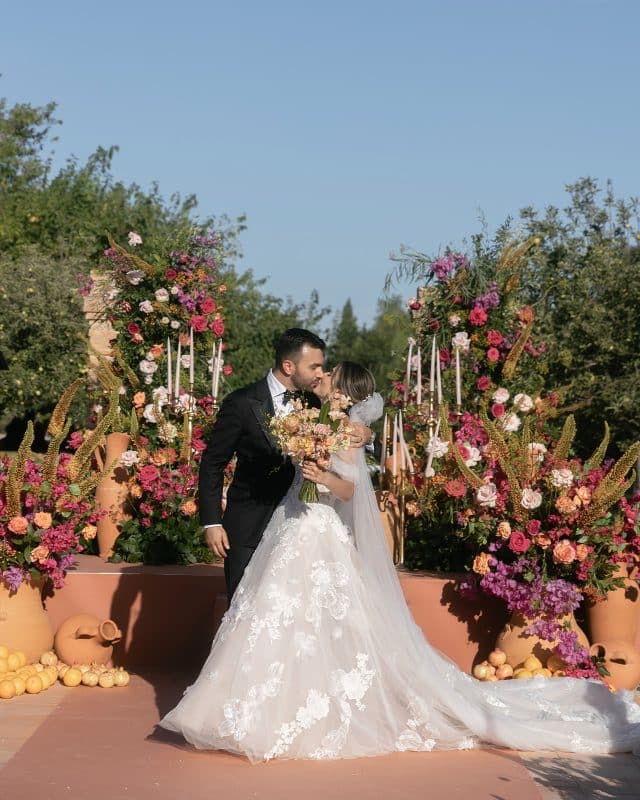 Persian wedding in Spain. Sofreh. Cartuja de Ara Christi