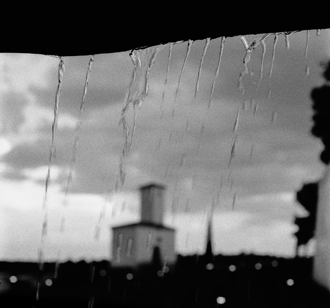 Help… What If It Rains on My Wedding Day in Spain?
